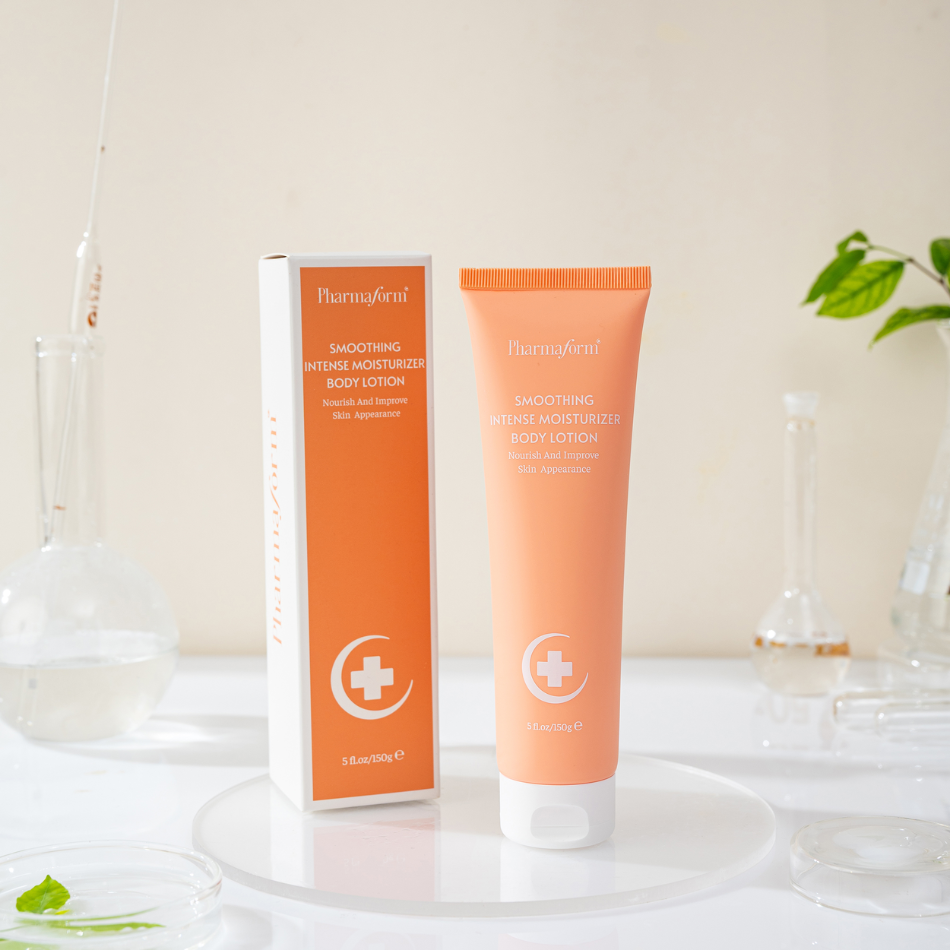 Kem loại bỏ tế bào chết duy trì làn da mềm mại Pharmaform Smoothing Intense Moisture Body Lotion