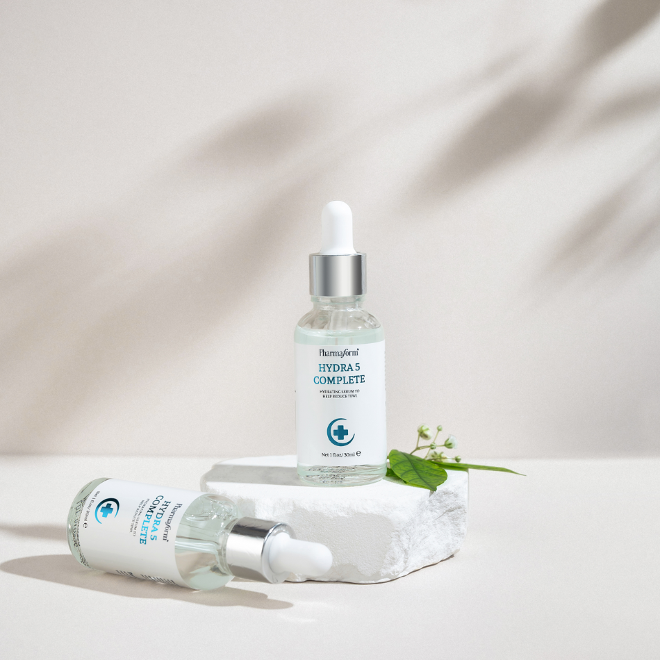 Tinh chất cho da nhạy cảm, giảm nhanh các biểu hiện kích ứng Pharmaform Hydra 5 Complete Serum