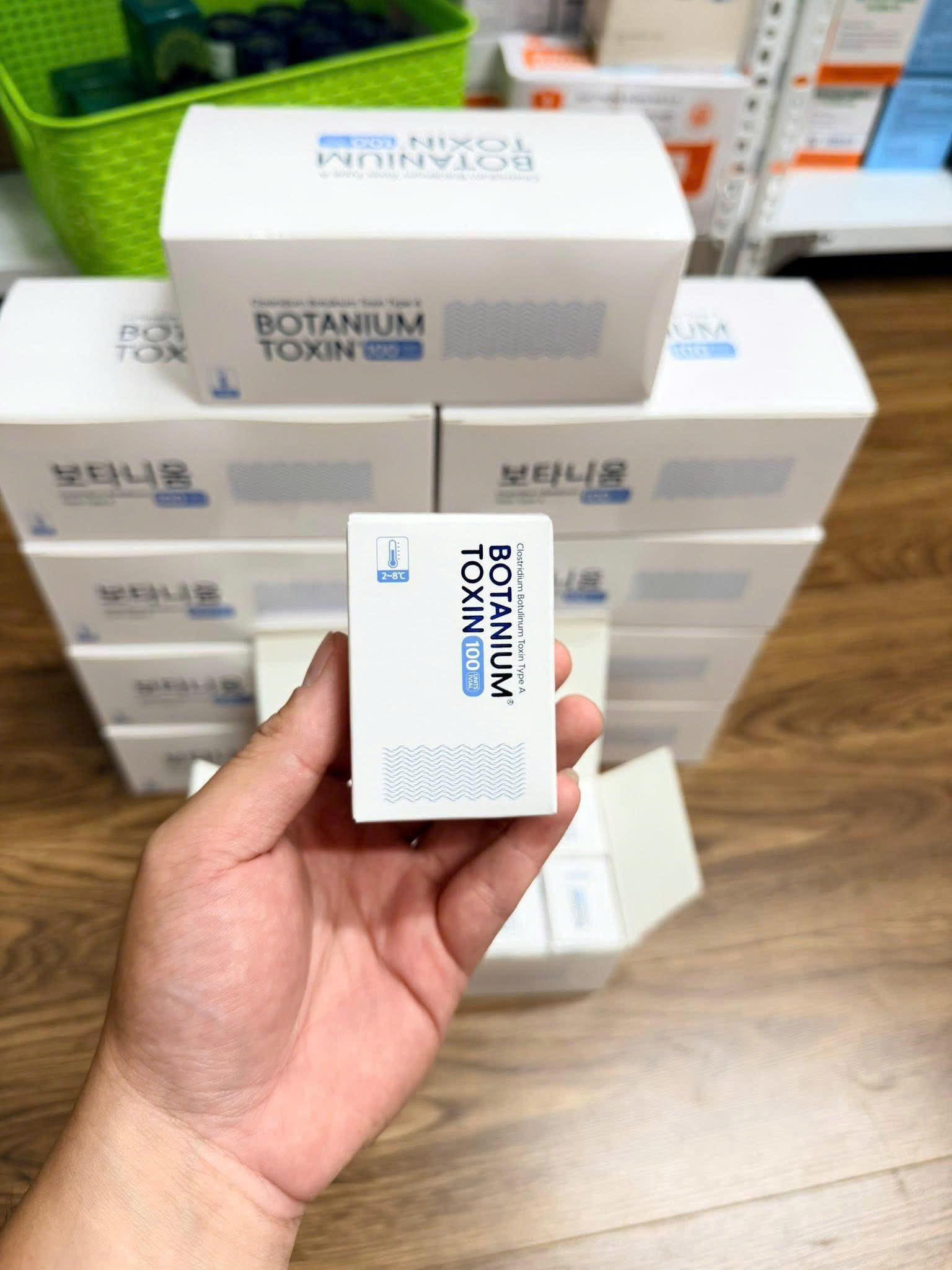 Botox-Botanium-Toxin-100-Giai-Phap-Xoa-Nhan-amp-Tre-Hoa-Chuan-Y-Khoa-Tu-Han-Quoc.jpg?v=1775185477