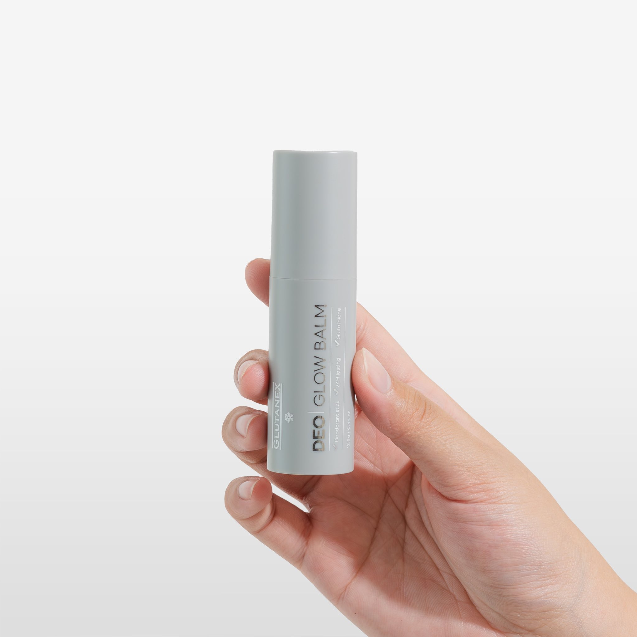 Glutanex-Deo-Glow-Balm-Lan-Khu-Mui-24H-Duong-Sang-amp-Kho-Thoang-2.jpg?v=1776415179