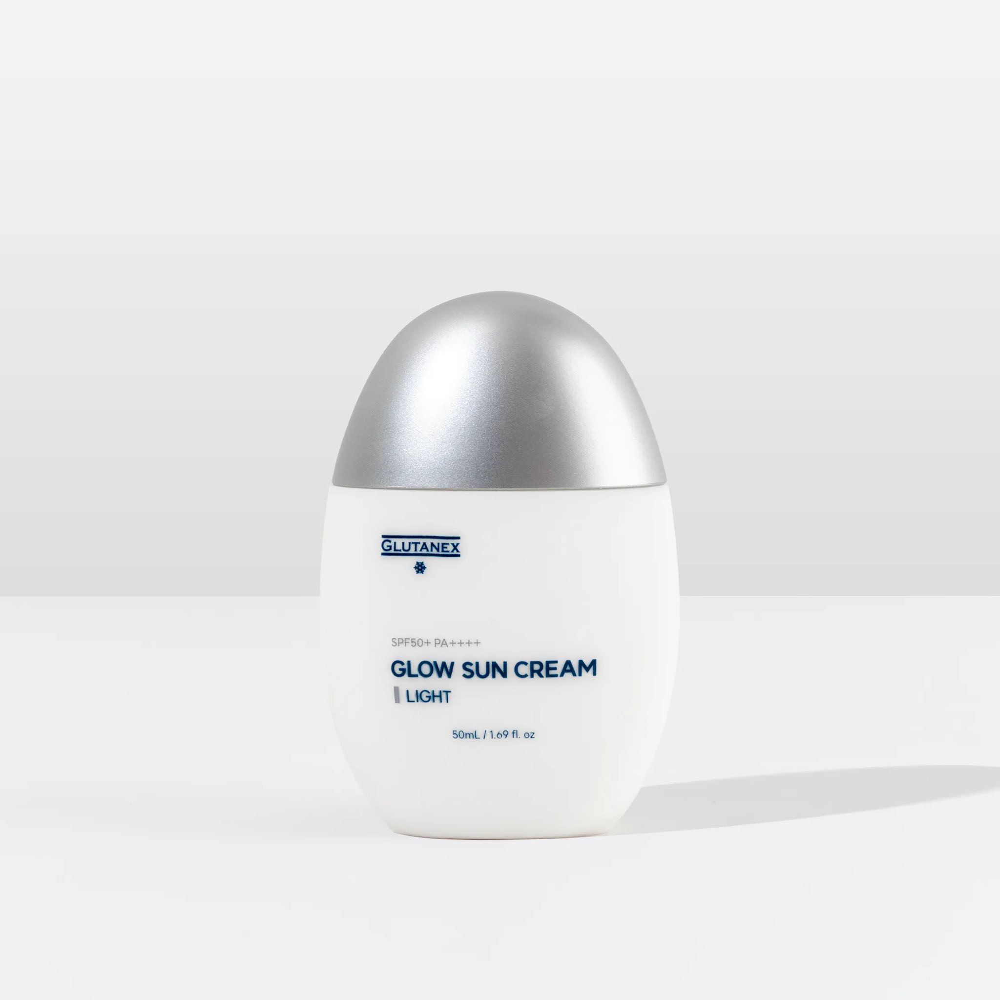 Kem-Chong-Nang-Glutanex-Glow-Sun-Cream-Light-Bao-Ve-Da-Toan-Dien-Duong-Sang-Va-Cap-Am.jpg?v=1776413949