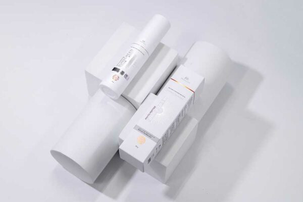 Kem-chong-nang-giup-bao-ve-va-phuc-hoi-da-Mediworld-Phyto-Peptide-Sunscreen-50g_Kem chống nắng giúp bảo vệ và phục hồi da Mediworld Phyto Peptide Sunscreen 50g 1.jpg