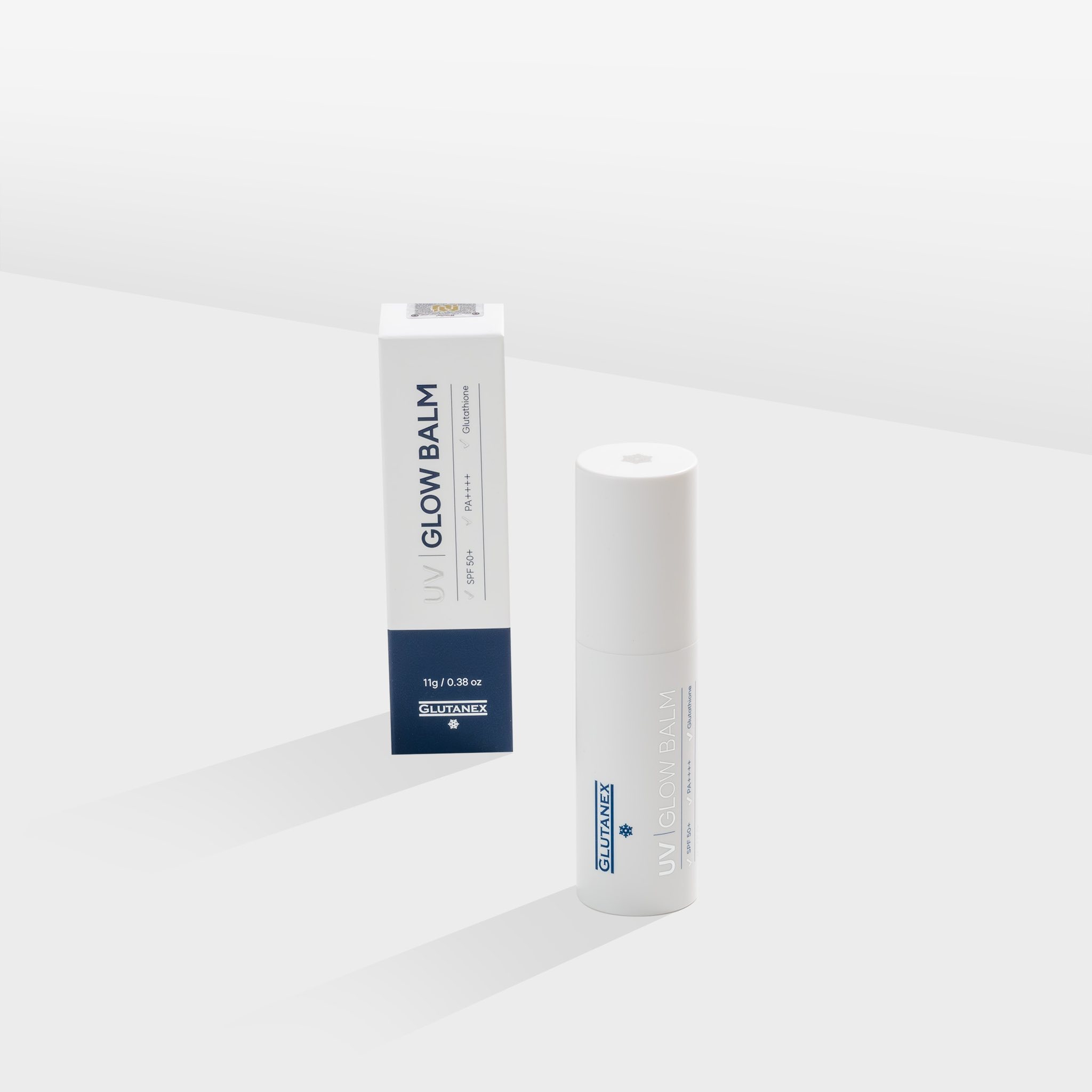 Thoi-Chong-Nang-Glutanex-UV-Glow-Balm-Bao-Ve-SPF50-PA-Duong-Sang-Va-Cap-Am-Tien-Loi-Moi-Luc-2.jpg?v=1776416109