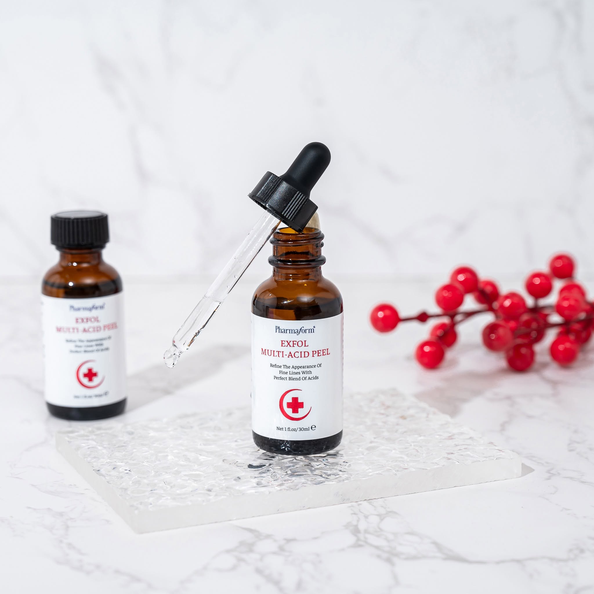 Tinh chất hỗ trợ chăm sóc da, giúp lỗ chân lông thông thoáng Pharmaform Exfol Multi-Acid Serum.jpg