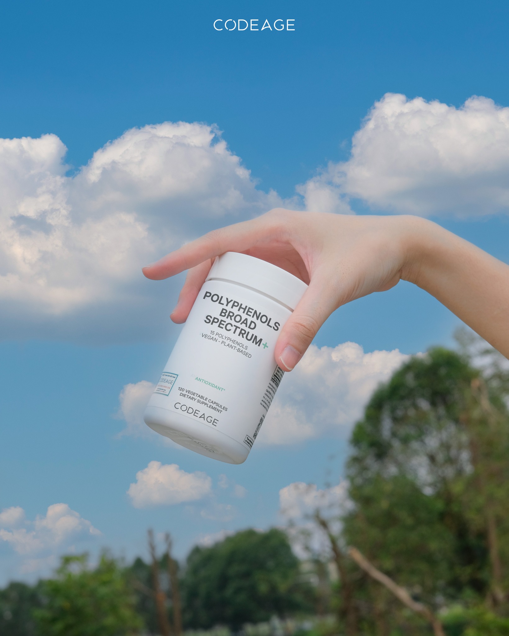 Vien-uong-tre-hoa-va-bao-ve-da-pho-rong-Codeage-Polyphenols-Broad-Spectrum_Viên uống trẻ hóa và bảo vệ da phổ rộng Codeage Polyphenols Broad Spectrum.jpg