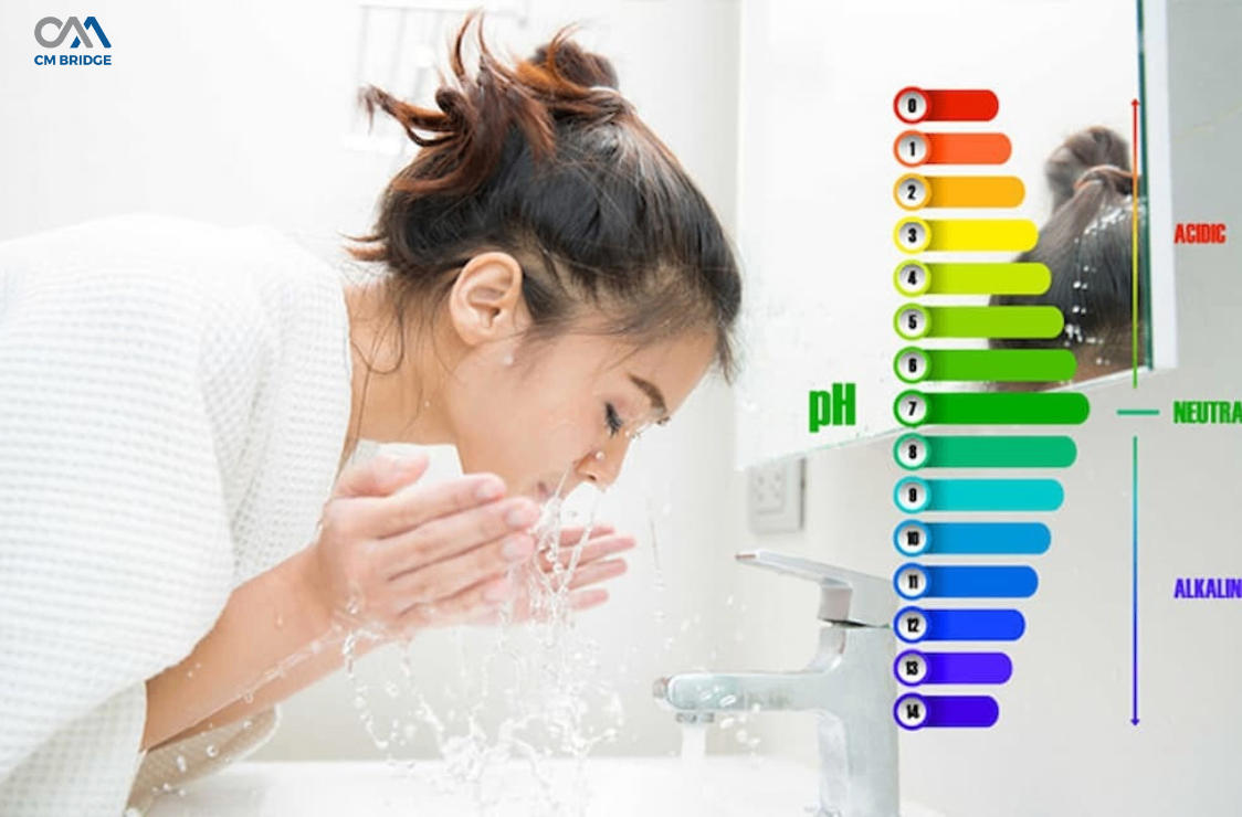 Ta có cần chú ý đến độ pH của sữa rửa mặt không?