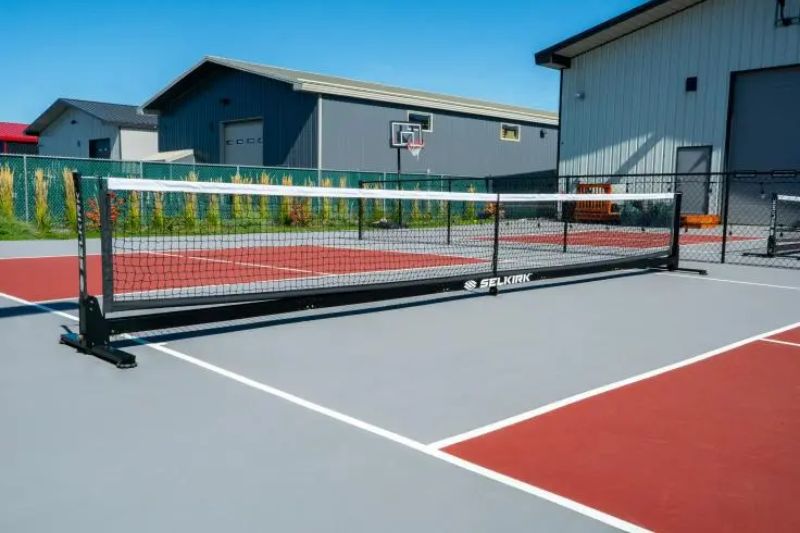 Cách chọn lưới Pickleball phù hợp: Di động hay cố định?