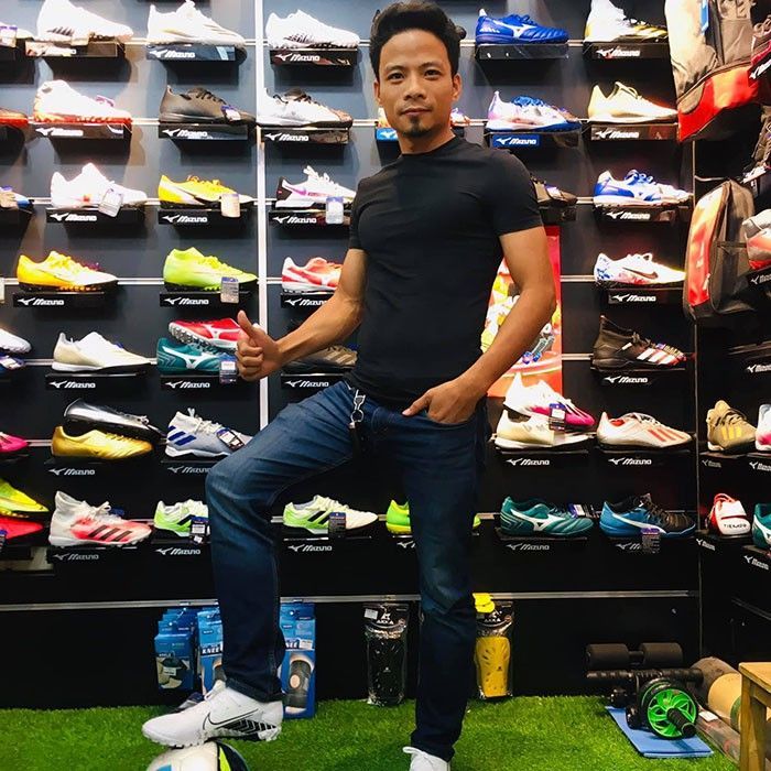 kh&aacute;ch h&agrave;ng thế giới b&oacute;ng đ&aacute; 30