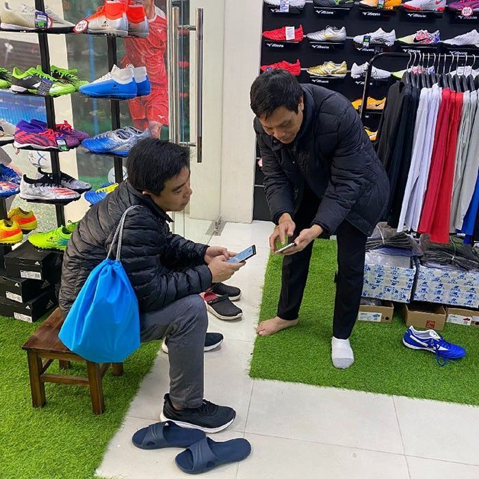 kh&aacute;ch h&agrave;ng thế giới b&oacute;ng đ&aacute; 22