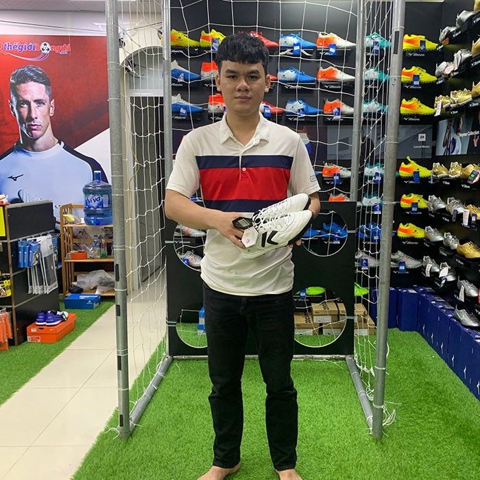 kh&aacute;ch h&agrave;ng thế giới b&oacute;ng đ&aacute; 35