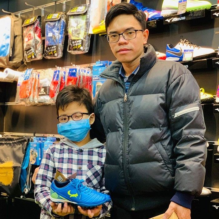 kh&aacute;ch h&agrave;ng thế giới b&oacute;ng đ&aacute; 10