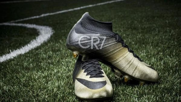 Nike Mercurial Superfly 4 CR7 SE Rare Gold