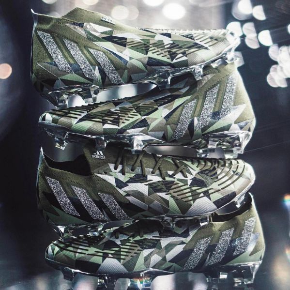 Predator Edge “Swarovski Crystal” 10