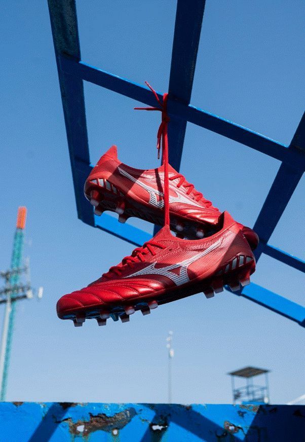 Passion Red Pack &ndash; Bộ sưu tập mới nhất của Mizuno 08/2022 2