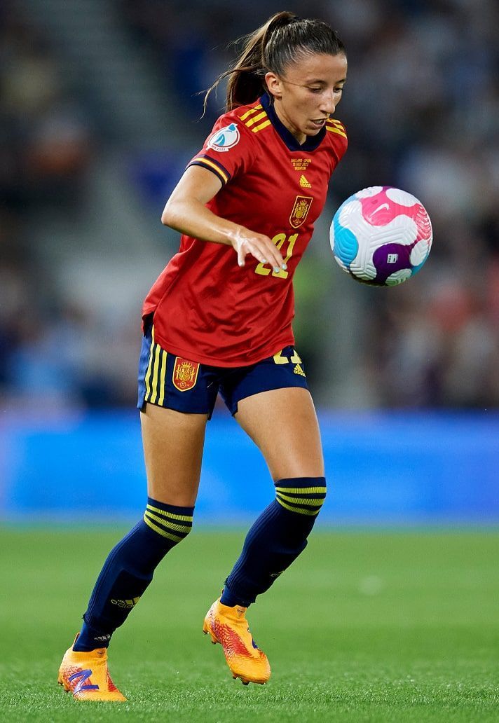 Top 10 mẫu gi&agrave;y đ&aacute; b&oacute;ng 2022 - 2023 5