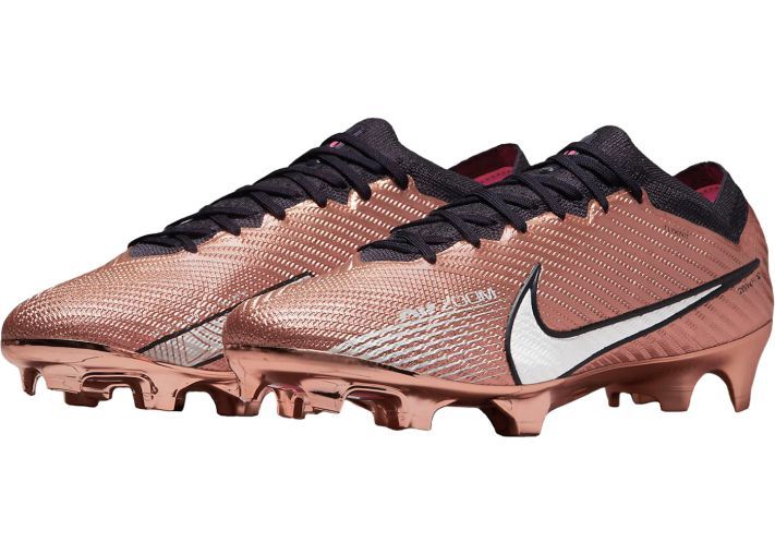 Air Zoom Mercurial Vapor 15 và Superfly 9