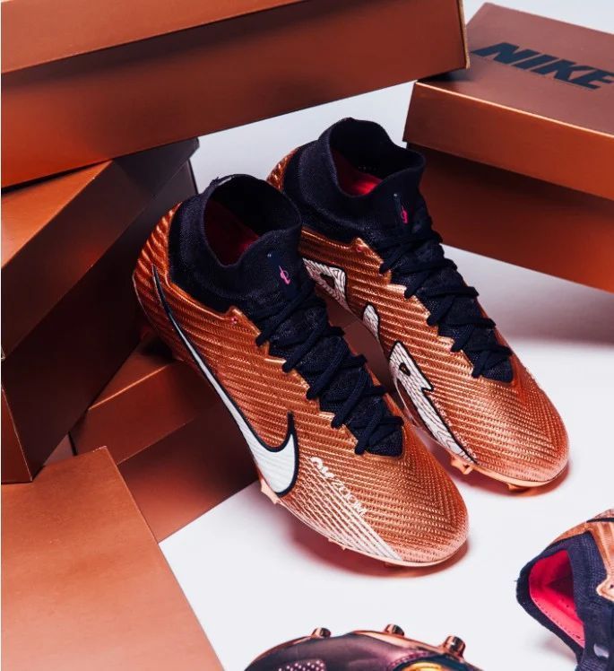 Air Zoom Mercurial Vapor 15 và Superfly 9 1