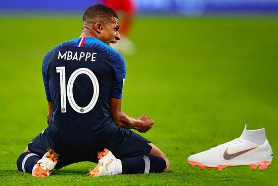 Nike Mercurial Superfly 360(Kylian Mbappe) 1