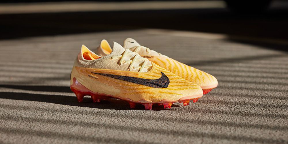 Nike Phantom GX Blaze