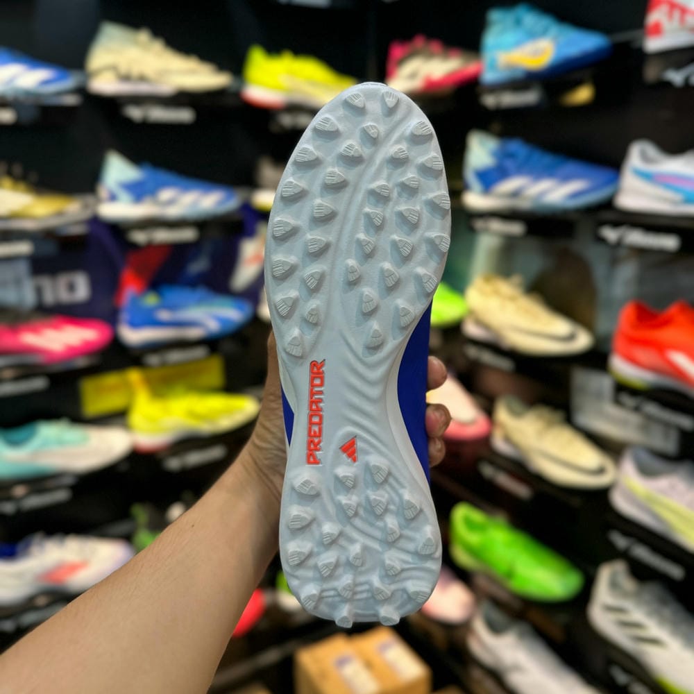 Adidas Predator 24 Elite TF 6