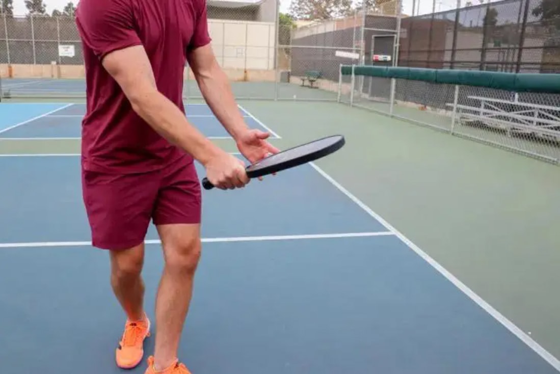 Western Grip – “Frying Pan Grip”