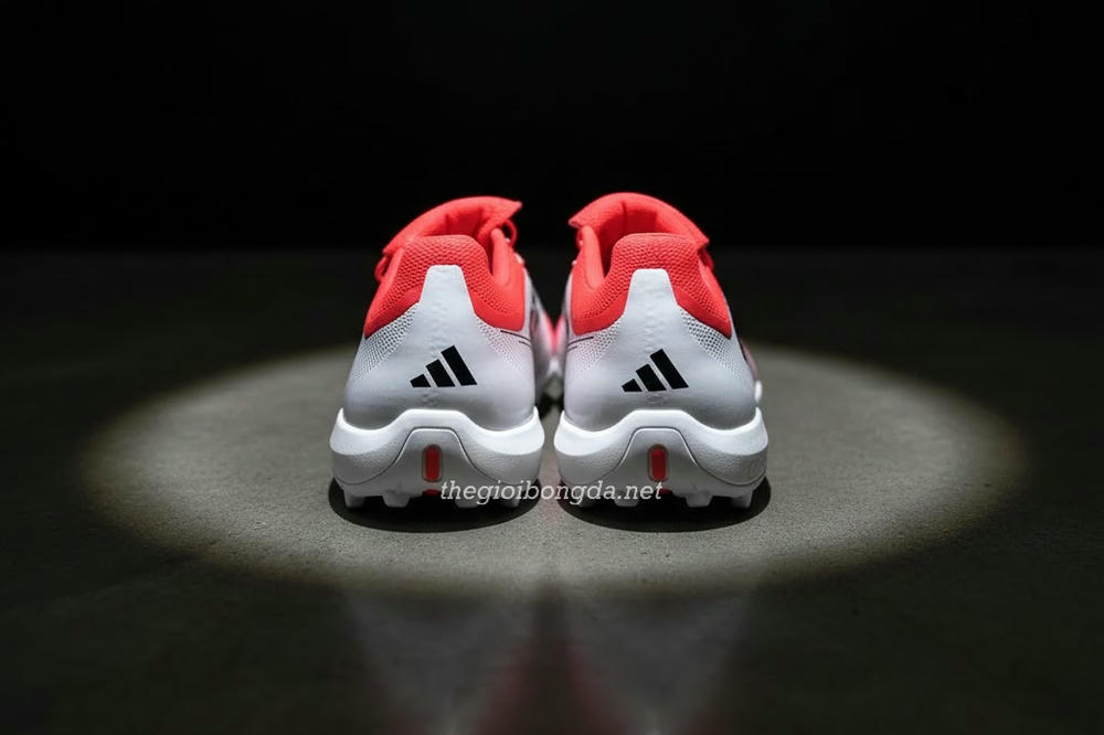 Adidas Predator 26 League FT TF 4