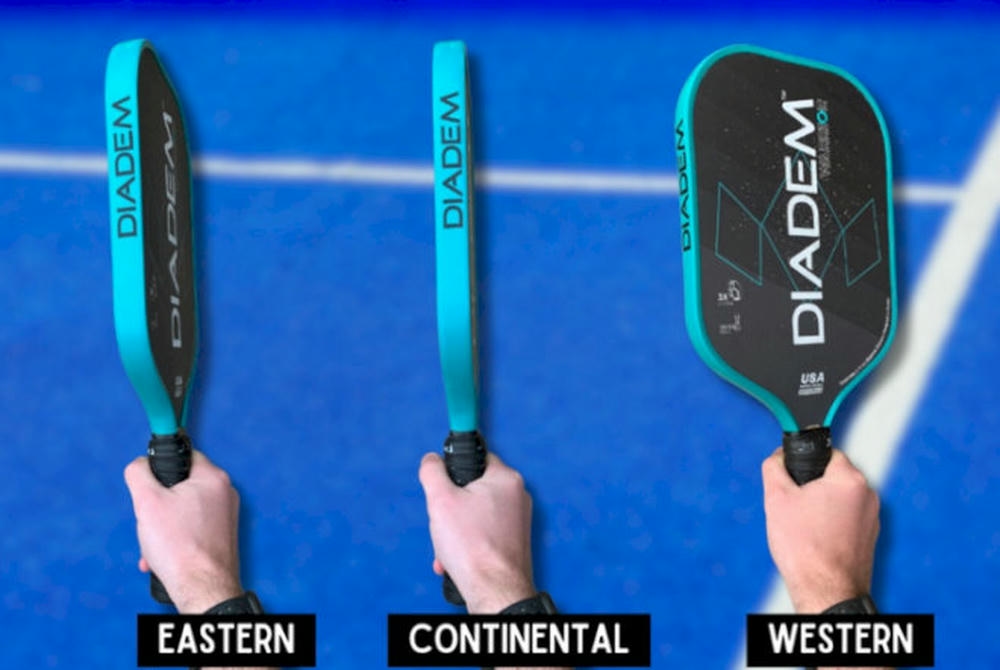 Cach-cam-vot-Pickleball-5-.jpg