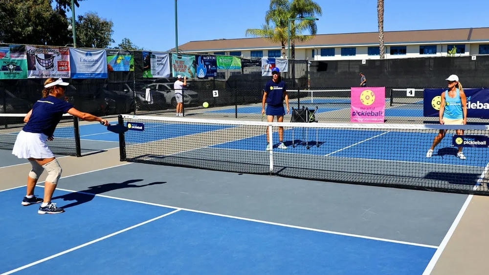 Ky-thuat-Forehand-Pickleball-2-.jpg