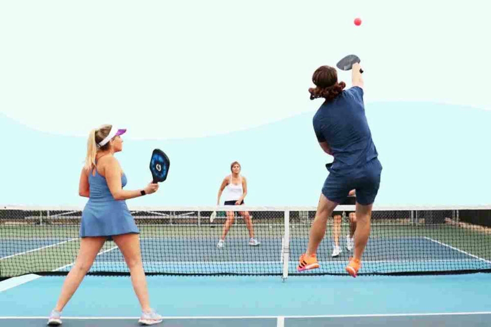 Ky-thuat-lob-Pickleball-6-.jpg