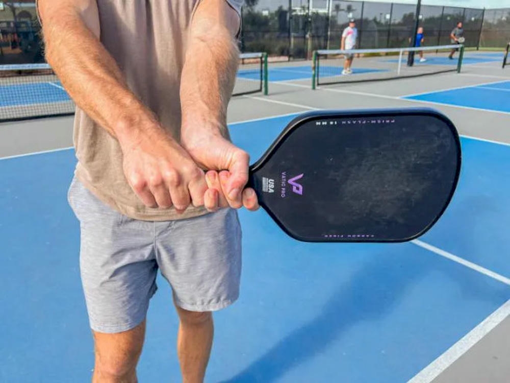 dink-backhand-2-tay-pickleball-3-.jpg