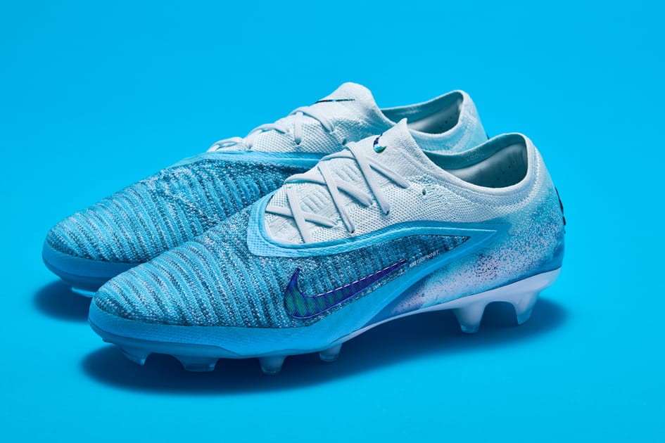 Nike Phantom 6 Haaland Chapter 5: phối màu băng giá, hợp chân nào và chọn size ra sao?