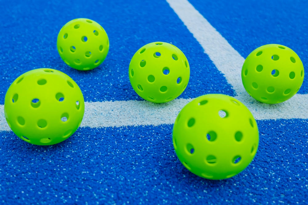 Top bóng Pickleball bền & đáng mua hiện nay