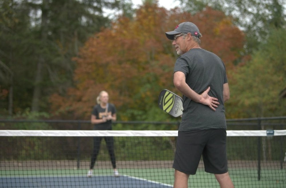 Tín Hiệu Tay Pickleball Đánh Đôi Và Cách Phối Hợp Hiệu Quả