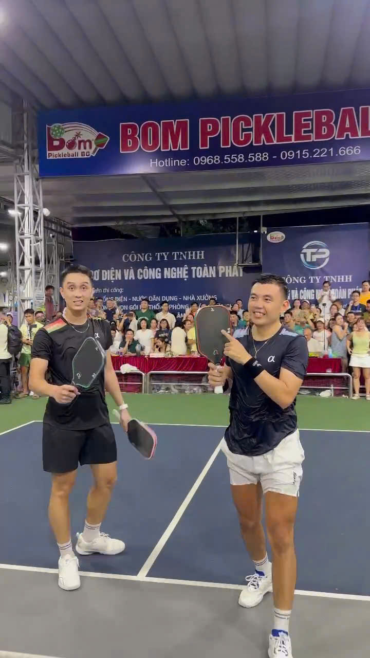Vợt Pickleball Kamito Alpha X 3 Sao - Cam - 16mm