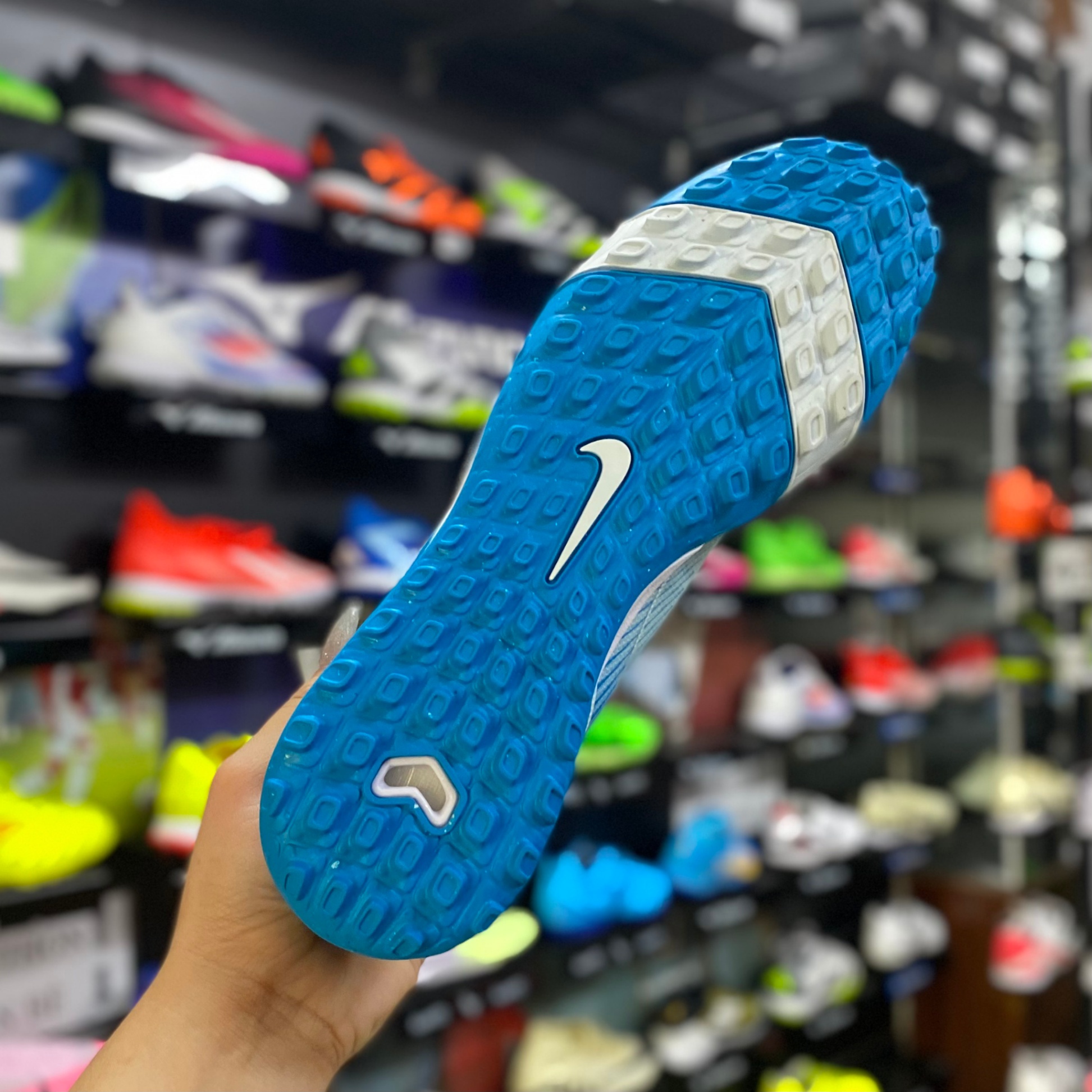 Nike Mercurial Vapor 16 Academy  Mad Ambition TF - Trắng/Xanh - FQ8449-400
