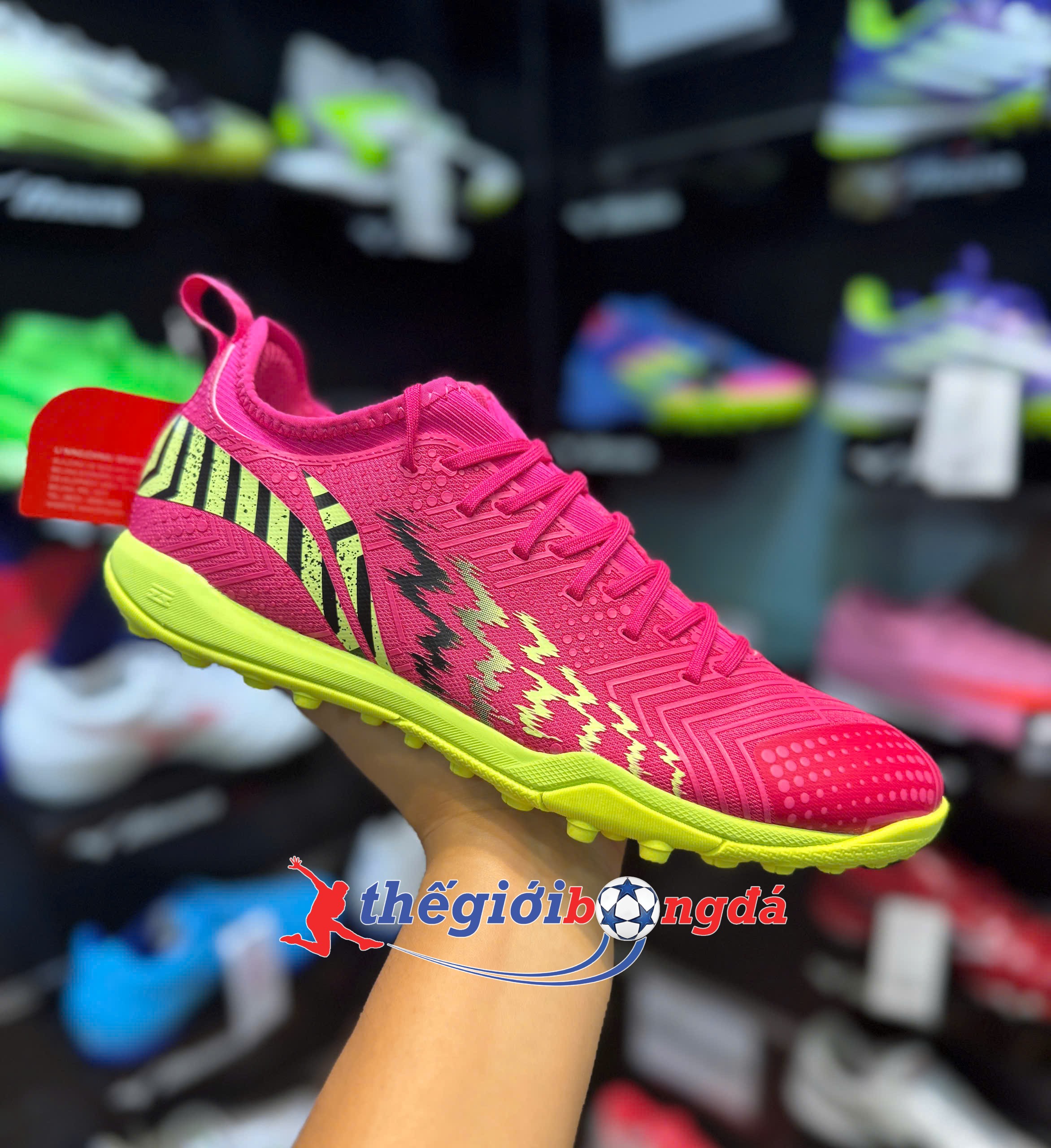 Giày bóng đá Lining YSTU065-1V hồng tím