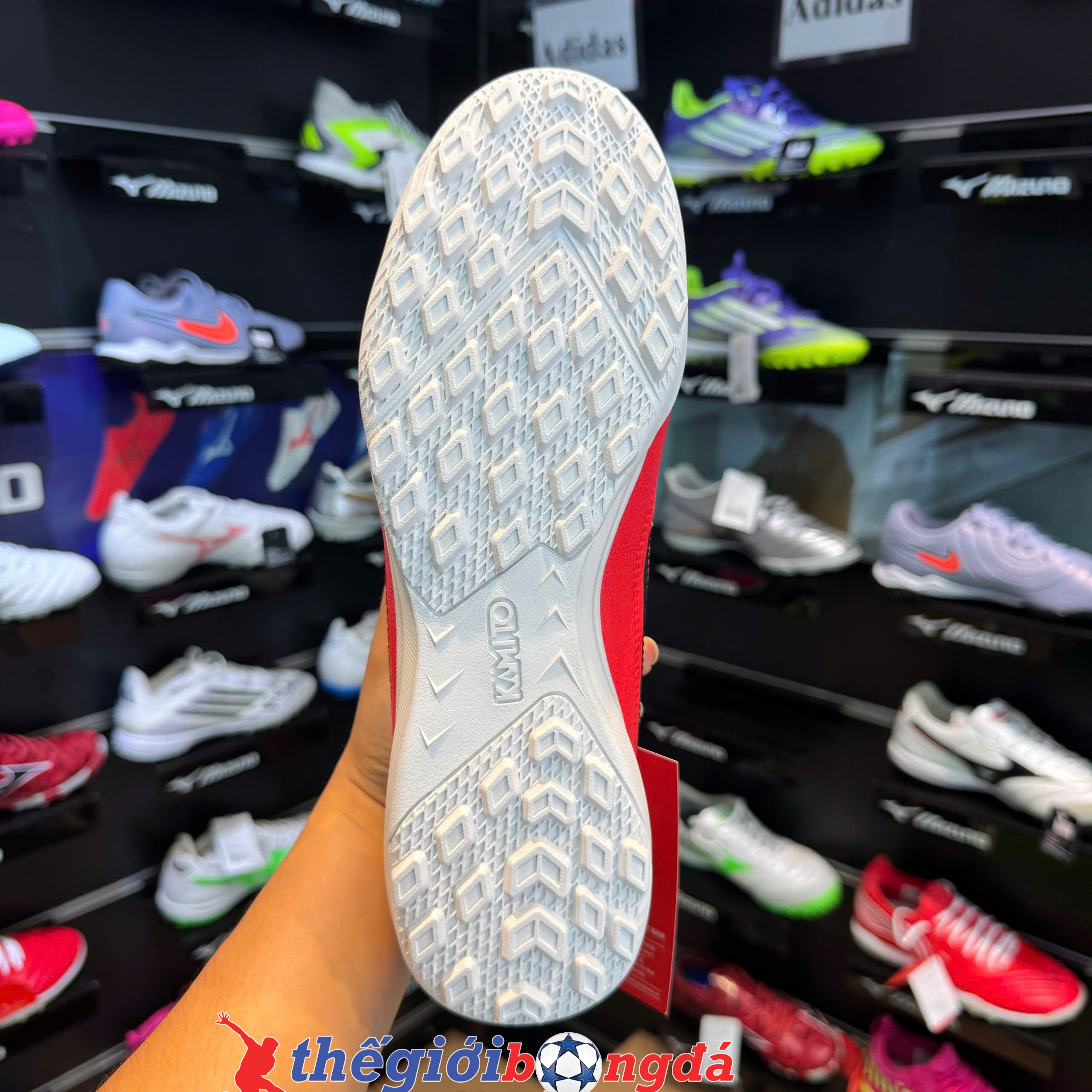 Giày đá bóng Kamito Artista Pro TF - Đỏ