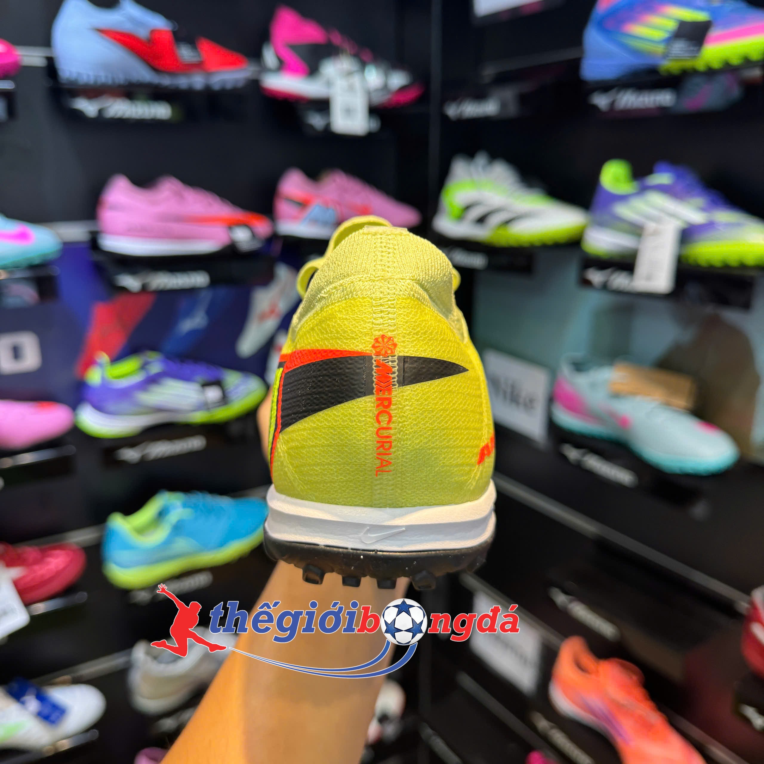 Nike Mercurial Vapor 16 Pro Max Voltage TF FQ8687-300