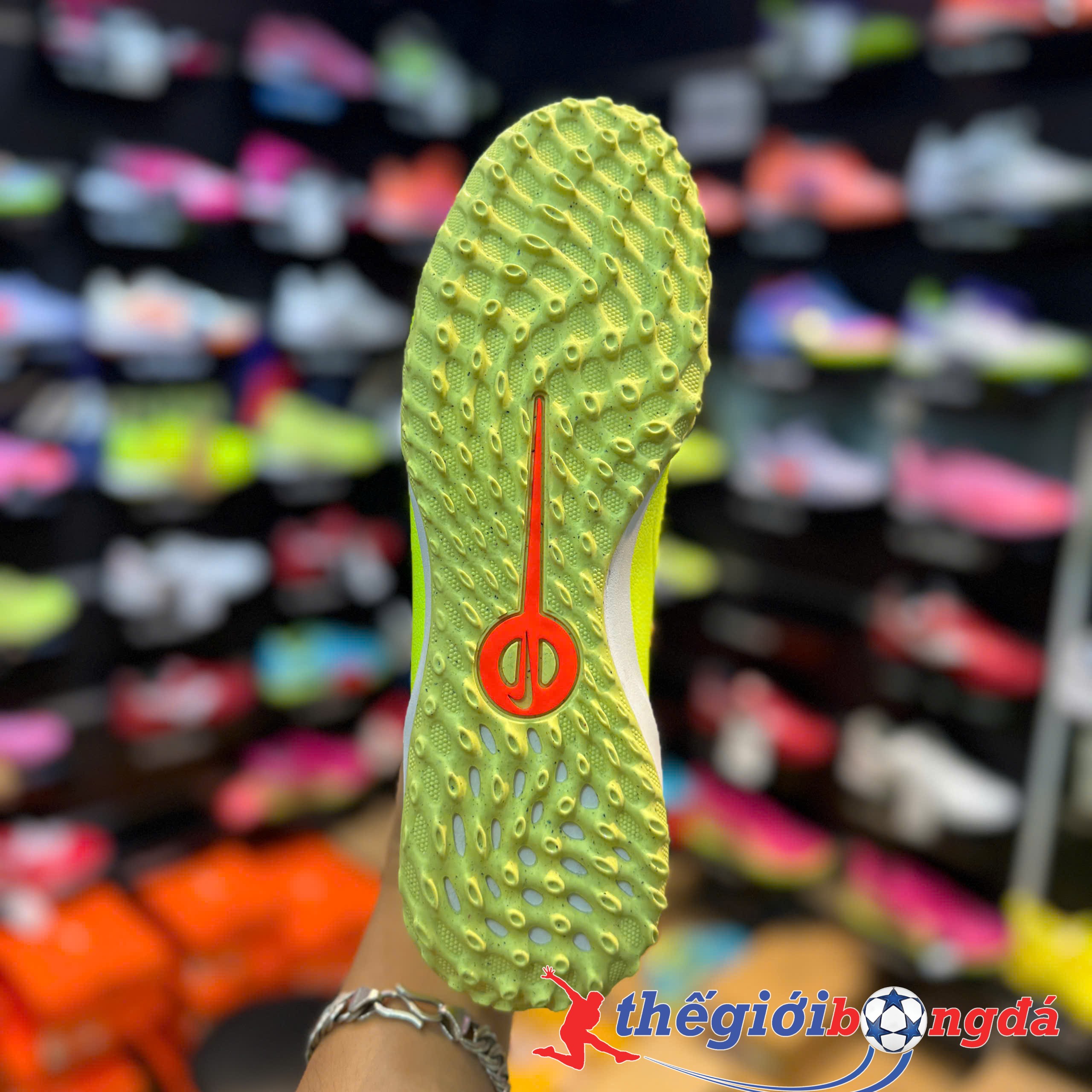 Nike Tiempo Legend 10 Academy Max Voltage TF- DV4342-701