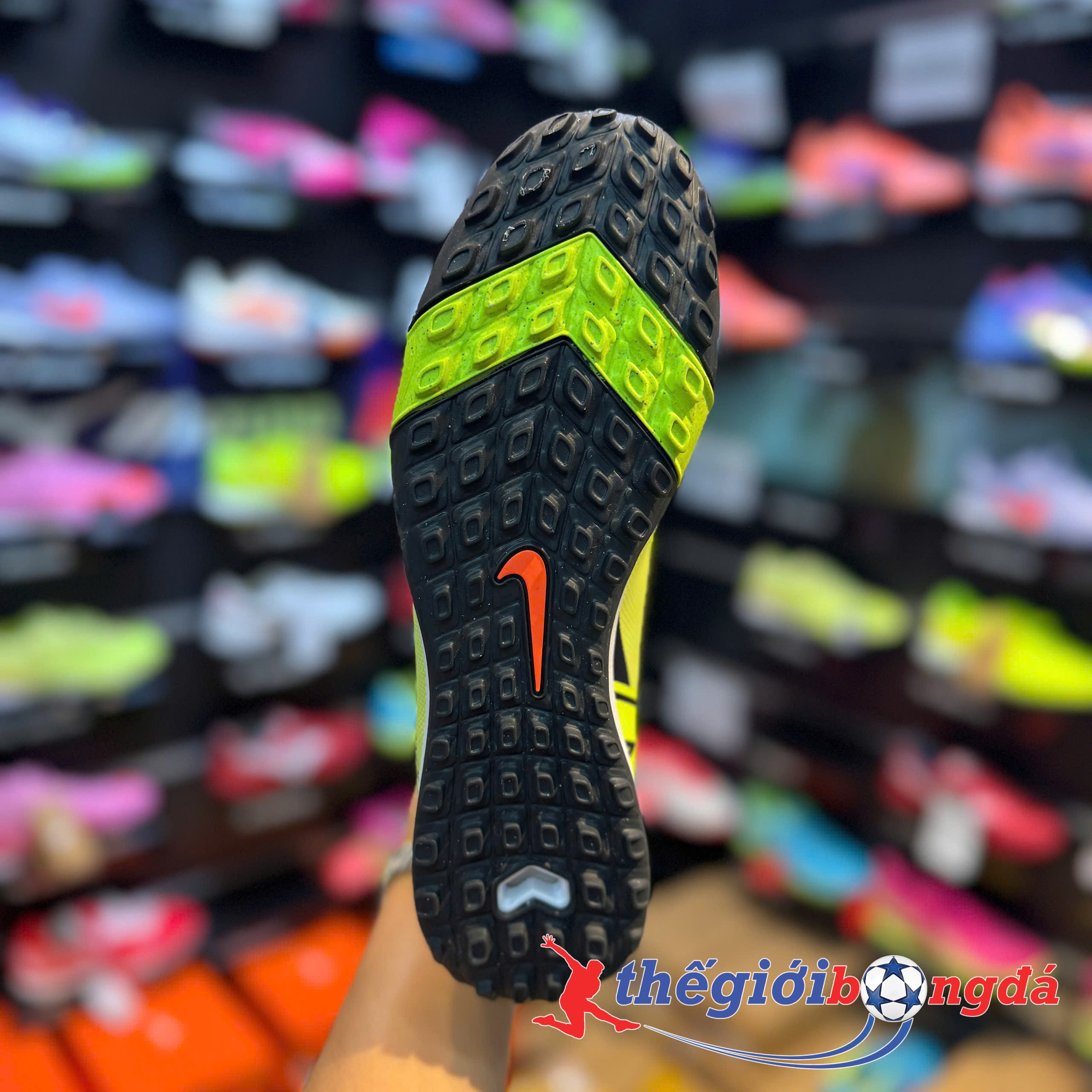 Nike Mercurial Superfly 10 Max Voltage TF – FQ8331-300