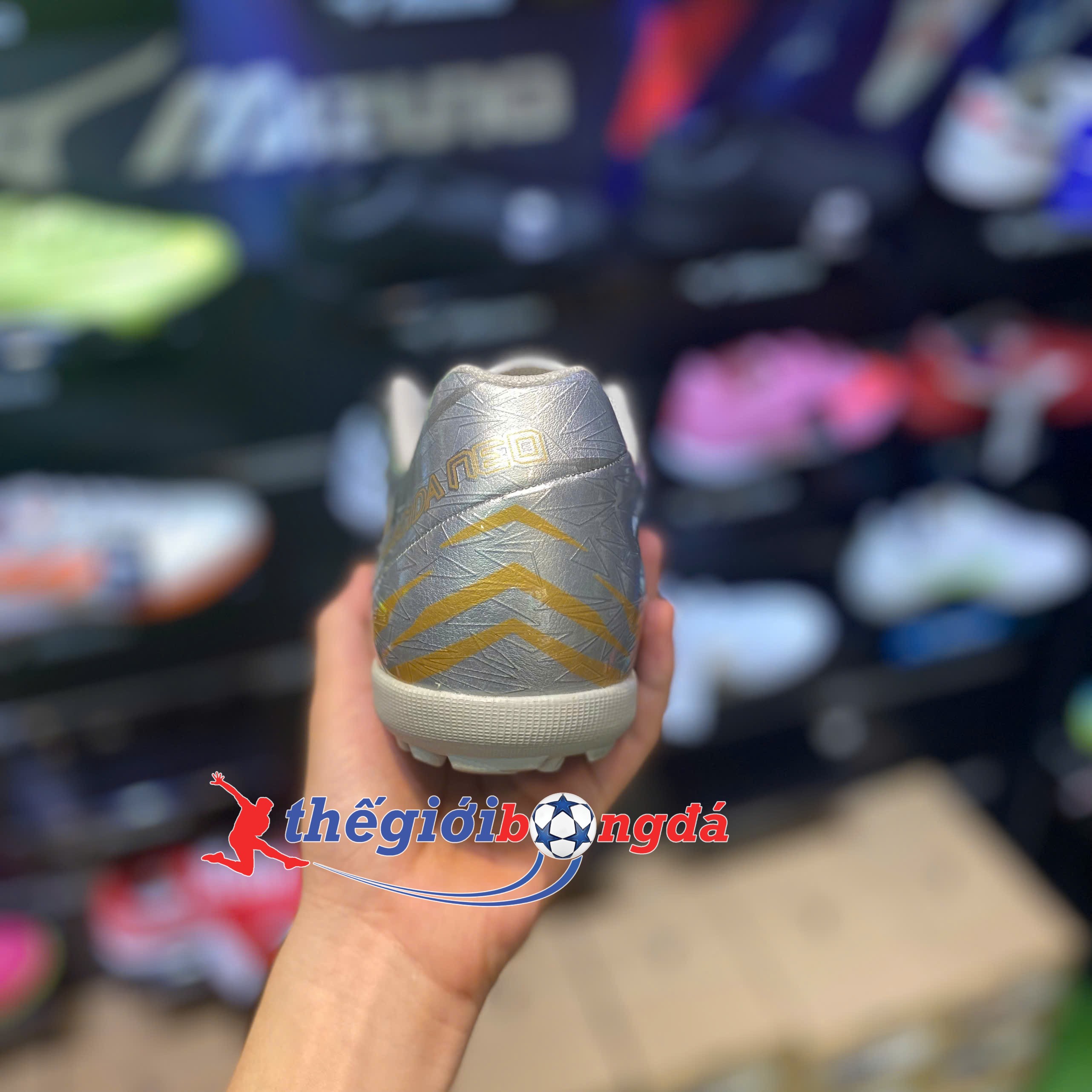 MIZUNO MONARCIDA NEO SALA CLUB TF - Q1GB252804 - BẠC/VÀNG