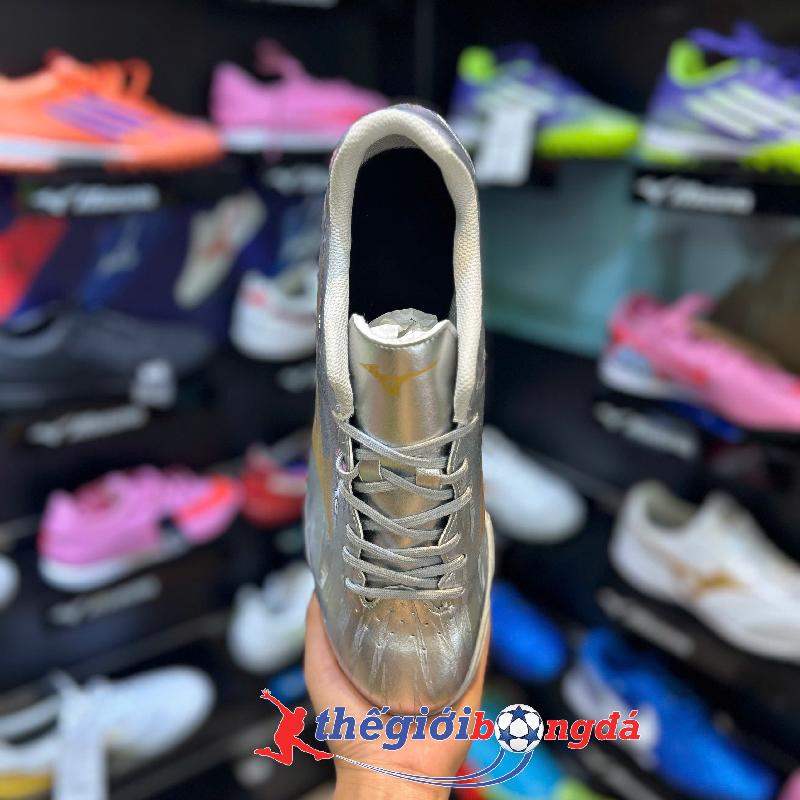 MIZUNO MONARCIDA NEO SALA CLUB TF - Q1GB252804 - BẠC/VÀNG