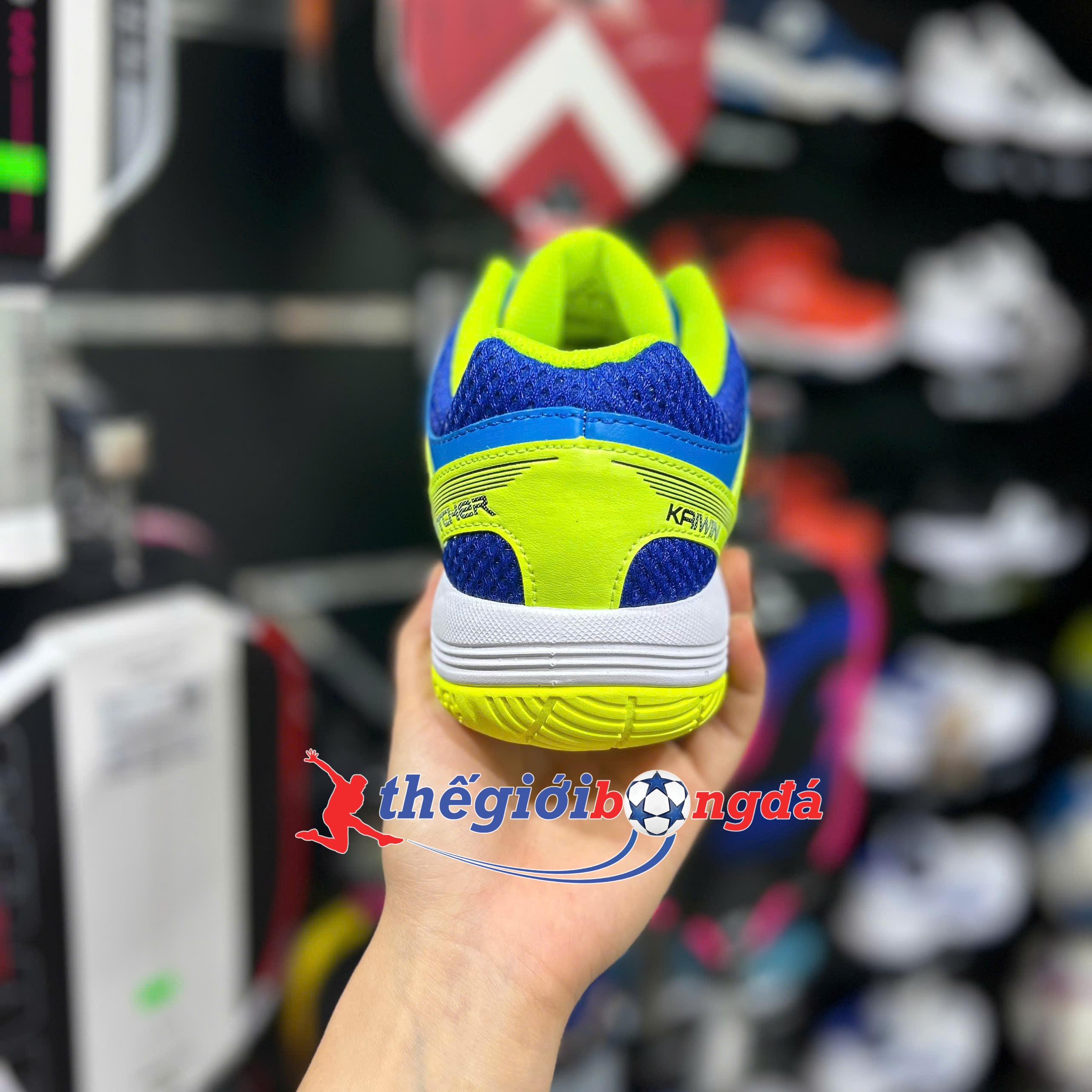 Giày thể thao Witcher - Xanh trời