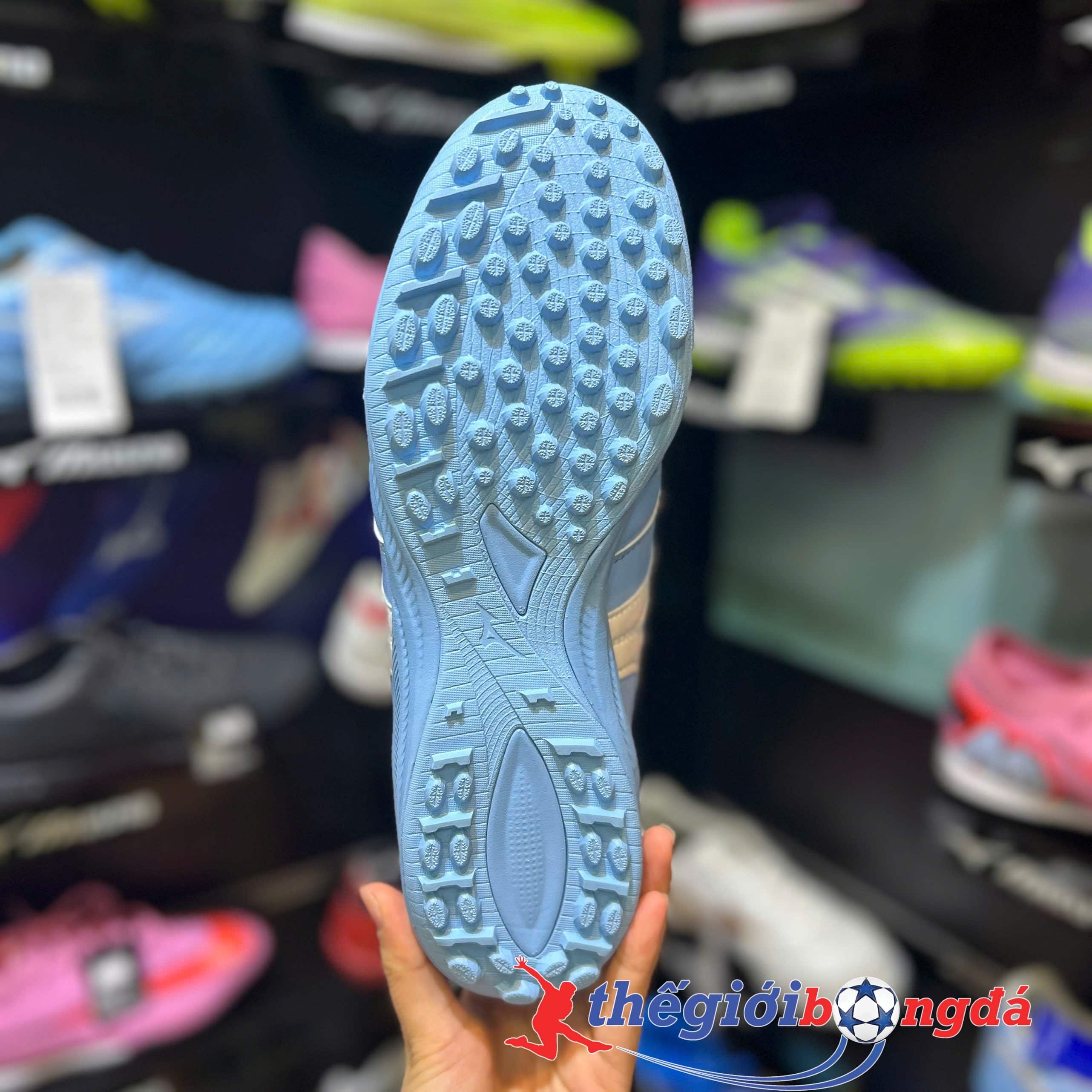 Giày đá bóng cỏ nhân tạo Mizuno Morelia Neo IV Pro TF - Xanh/trắng P1GD263525