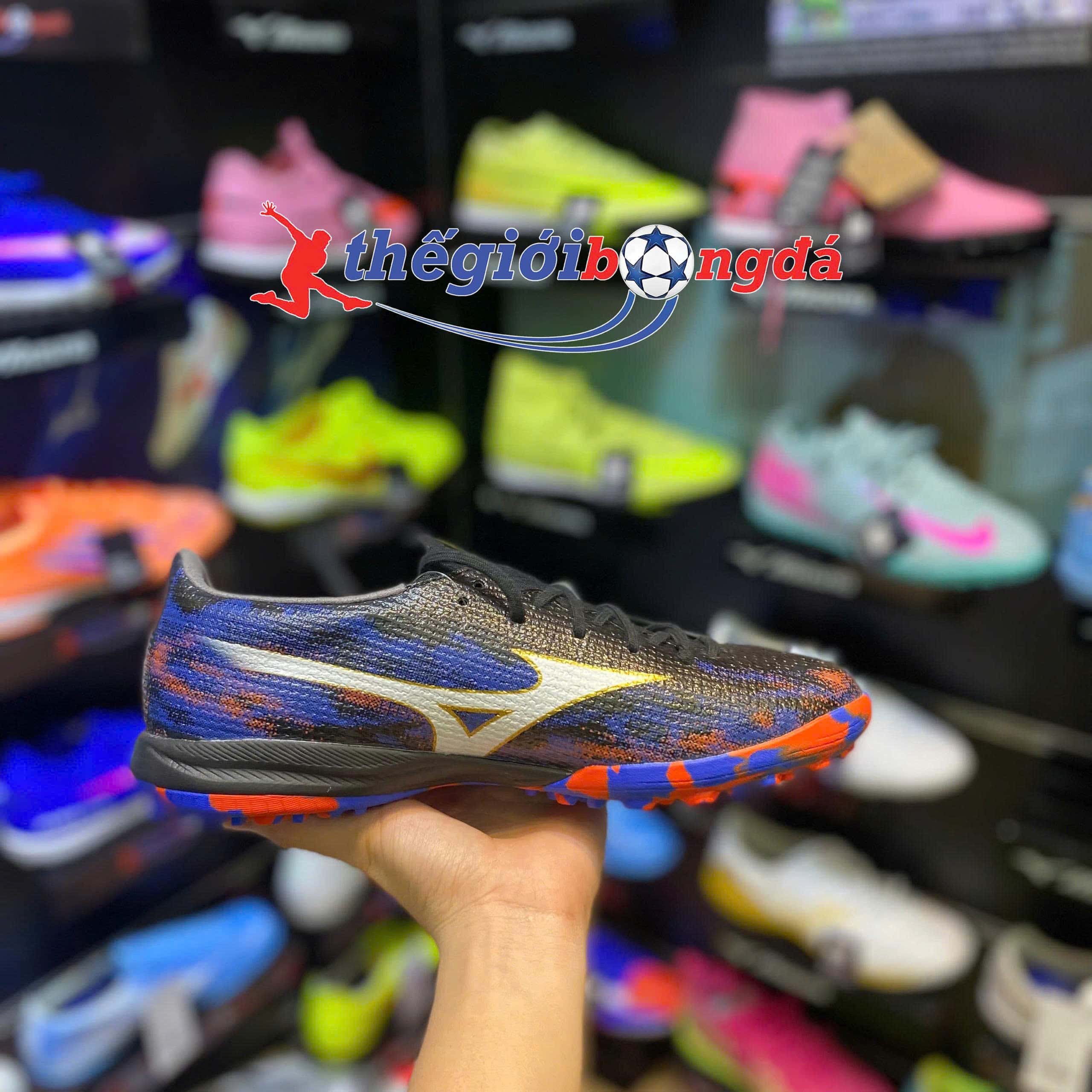 Mizuno Alpha III Elite TF Đen P1GD266201