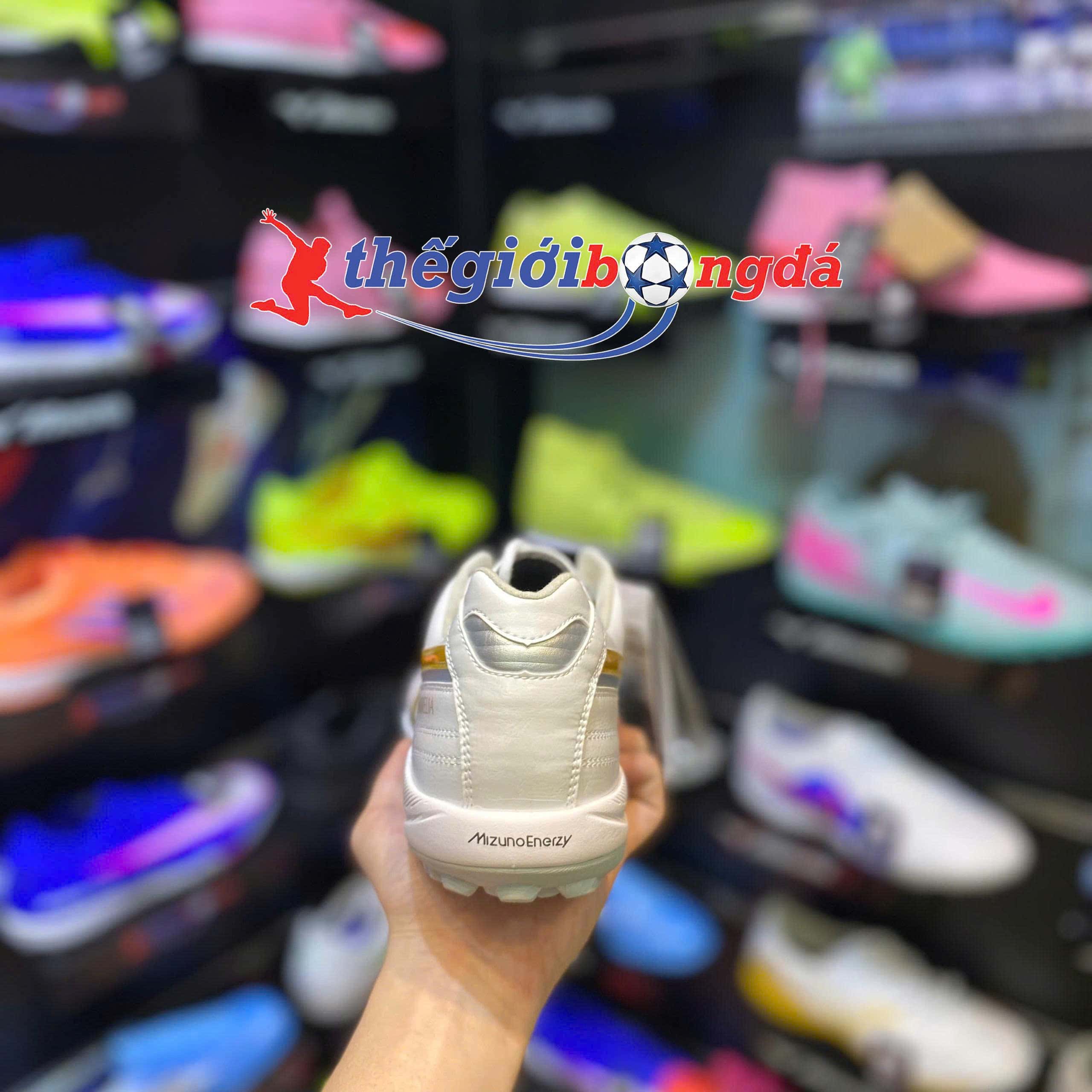 Mizuno Morelia Sala Japan TF - Trắng/Vàng Q1GB260250