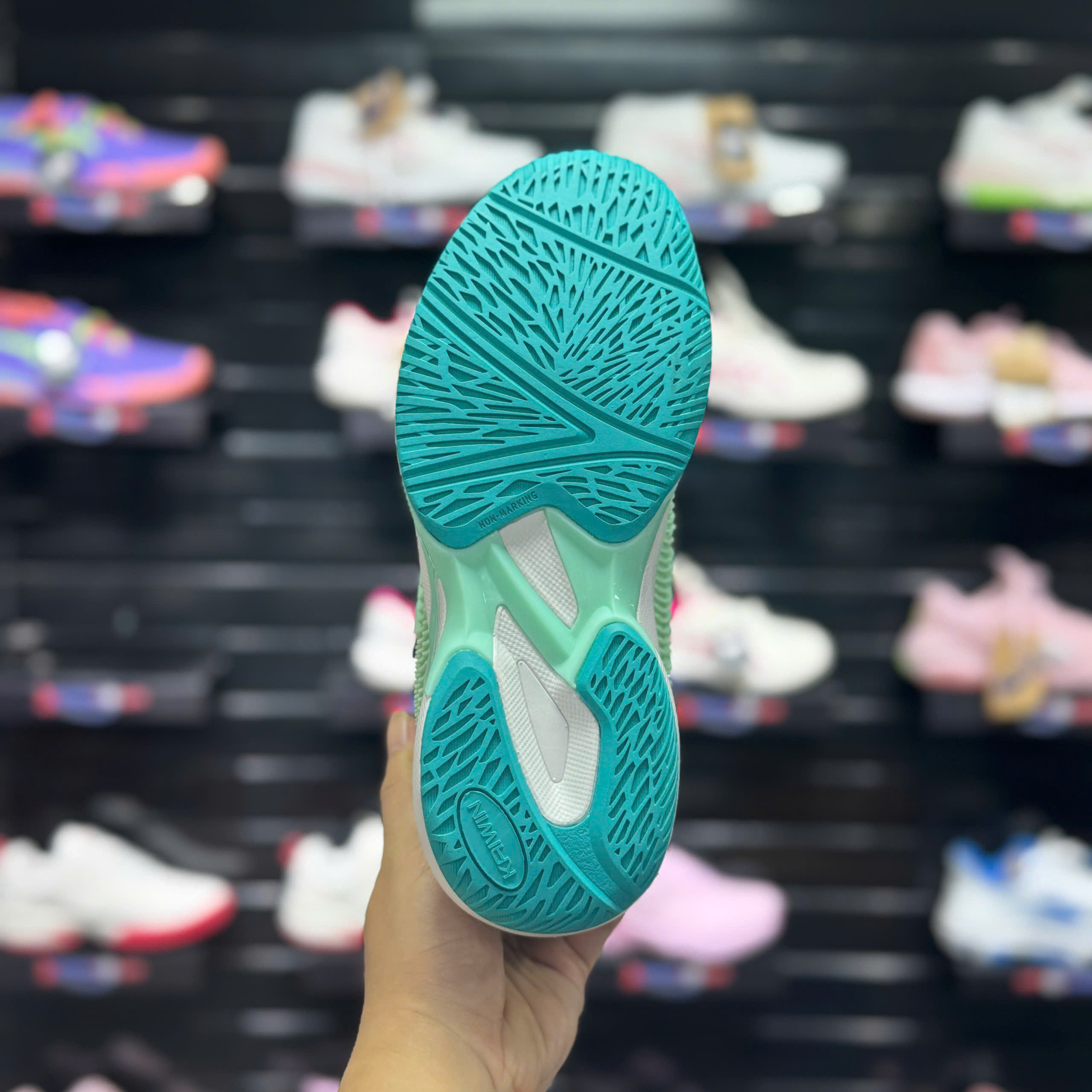 Giày Pickleball Kaiwin Oneshot - Màu Xanh Ngọc