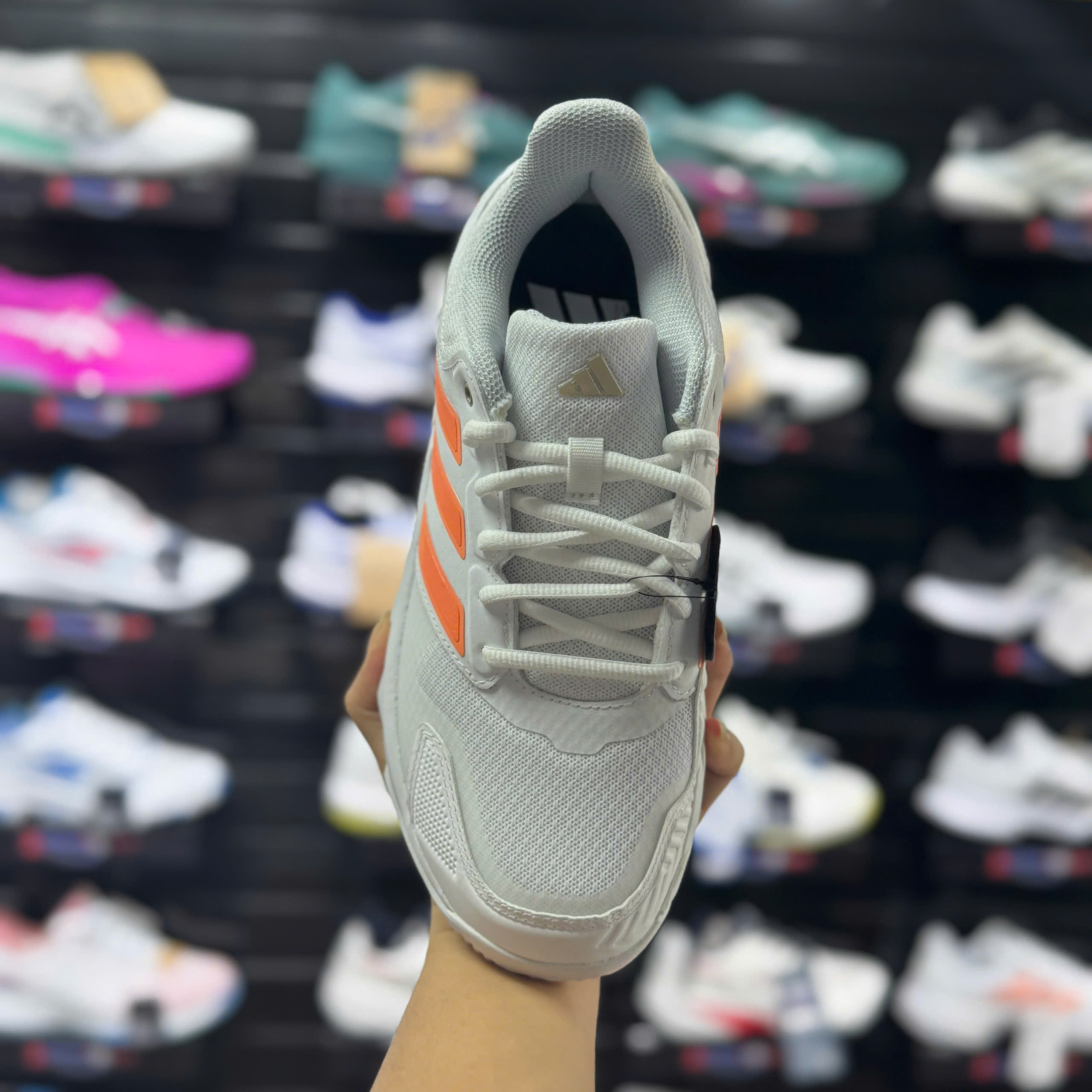 Giày Tennis/ Pickleball Adidas Courtjam Control 3 - Trắng/cam