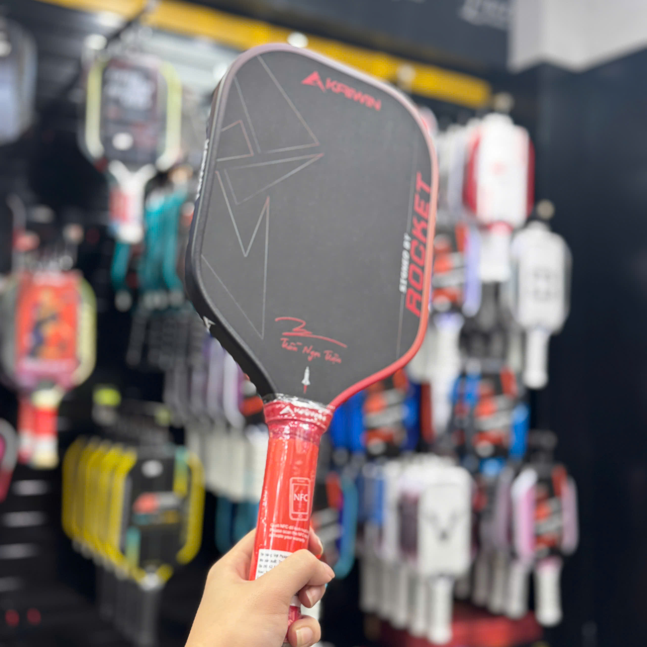 Vợt Pickleball Kaiwin Rocket 16mm - Đỏ