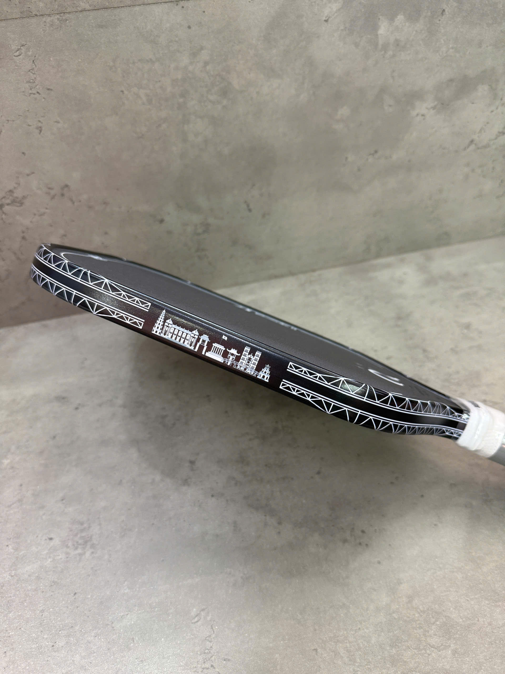 Vợt Pickleball Kamito Alpha X Champion 2 Sao - Đen